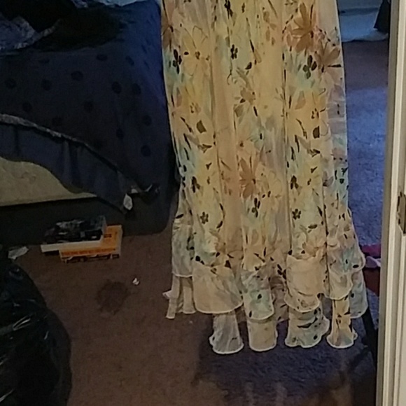 To small - Picture 3 of 4